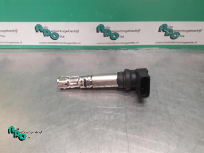 Usagé Broche bobine Volkswagen Golf IV (1J1) 1.6 16V Prix € 10,00 Règlement à la marge proposé par Autodemontagebedrijf Otte