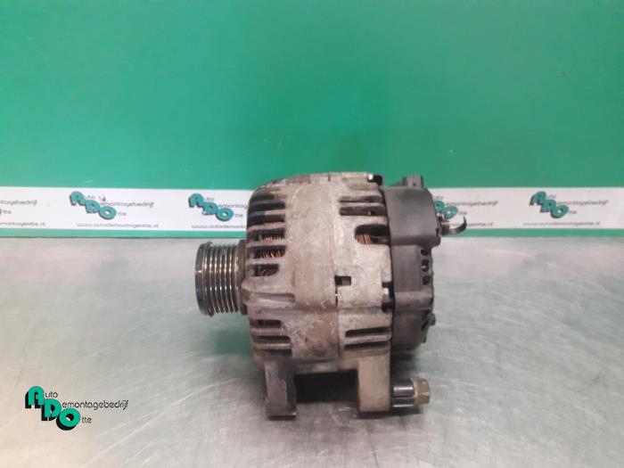 Gebrauchte Dynamo Suzuki SX4 (EY/GY) 1.6 DDiS Preis € 25,00 Margenregelung angeboten von Autodemontagebedrijf Otte