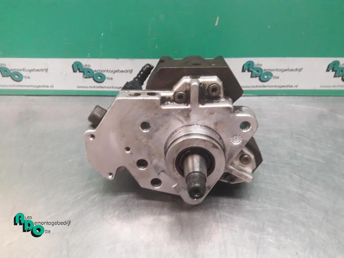 Gebrauchte Dieselpumpe Nissan Interstar (X70) 2.5 dCi 16V Preis € 100,00 Margenregelung angeboten von Autodemontagebedrijf Otte