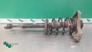 Used Front shock absorber rod, right Audi A4 Avant (B7) 2.0 20V Price € 40,00 Margin scheme offered by Autodemontagebedrijf Otte