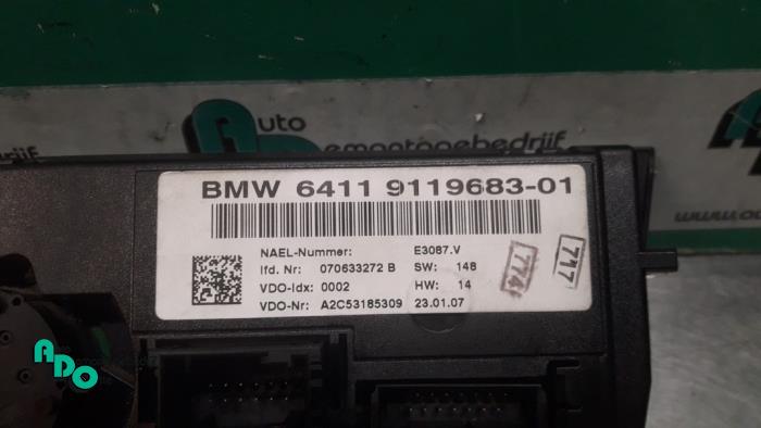 Panneau de commandes chauffage d'un BMW 1 serie (E87/87N) 116i 1.6 16V 2005