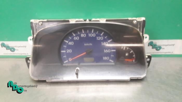 Panel de instrumentación de un Daihatsu Cuore (L251/271/276) 1.0 12V DVVT 2005