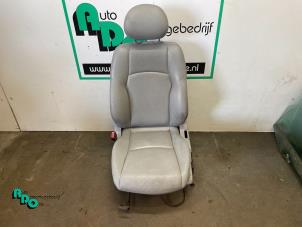 Used Seat, left Mercedes C Combi (S203) 2.7 C-270 CDI 20V Price € 75,00 Margin scheme offered by Autodemontagebedrijf Otte