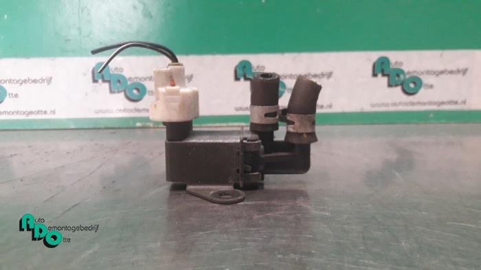 Gebrauchte Vakuumventil Daihatsu Cuore (L251/271/276) 1.0 12V DVVT Preis € 10,00 Margenregelung angeboten von Autodemontagebedrijf Otte