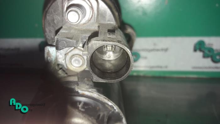 Starter from a Audi A3 (8P1) 1.6 2004