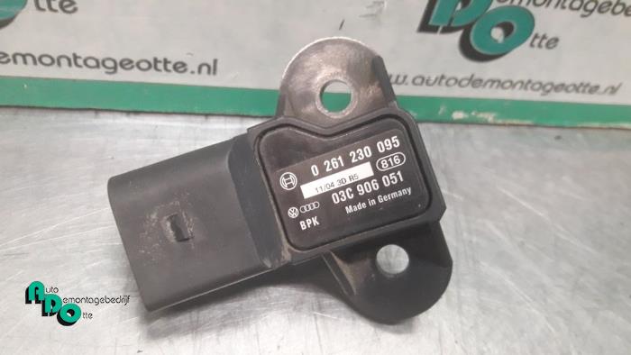 Begagnade MAP-sensor (insugsrör) Volkswagen Touran (1T1/T2) 1.6 FSI 16V Pris € 10,00 Marginaltabell erbjuds av Autodemontagebedrijf Otte