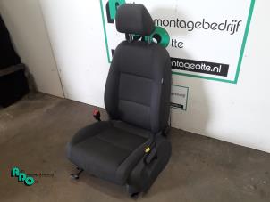 Used Seat, left Volkswagen Touran (1T1/T2) 1.9 TDI 105 Euro 3 Price € 75,00 Margin scheme offered by Autodemontagebedrijf Otte