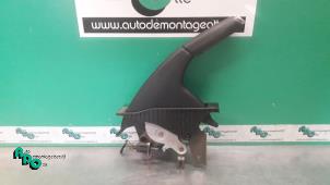 Used Parking brake lever Mercedes A (W169) 1.5 A-150 5-Drs. Price € 25,00 Margin scheme offered by Autodemontagebedrijf Otte