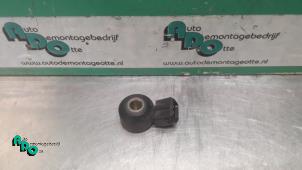 Used Detonation sensor Mercedes A (W169) 1.5 A-150 5-Drs. Price € 15,00 Margin scheme offered by Autodemontagebedrijf Otte