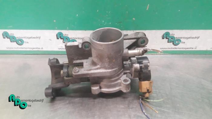 Usagé Boitier papillon Daihatsu Cuore (L251/271/276) 1.0 12V DVVT Prix € 10,00 Règlement à la marge proposé par Autodemontagebedrijf Otte