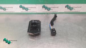 Used Heater resistor Daihatsu Cuore (L251/271/276) 1.0 12V DVVT Price € 10,00 Margin scheme offered by Autodemontagebedrijf Otte