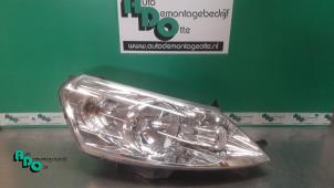 Used Headlight, right Peugeot Expert (G9) 1.6 HDi 90 Price € 60,50 Inclusive VAT offered by Autodemontagebedrijf Otte