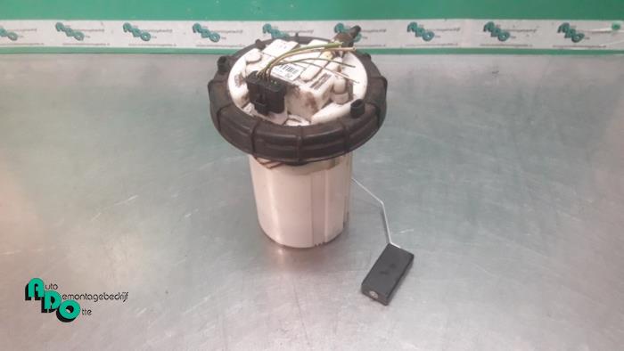 Usagé Pompe à carburant Peugeot 207/207+ (WA/WC/WM) 1.4 16V VTi Prix € 20,00 Règlement à la marge proposé par Autodemontagebedrijf Otte