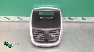 Used Dashboard vent Peugeot 207 CC (WB) 1.6 16V Price € 20,00 Margin scheme offered by Autodemontagebedrijf Otte