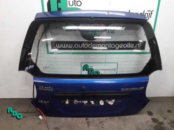 Używane Tylna klapa Chevrolet Matiz 0.8 S,SE Cena € 75,00 Procedura marży oferowane przez Autodemontagebedrijf Otte