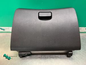 Used Glovebox Daihatsu Cuore (L251/271/276) 1.0 12V DVVT Price € 20,00 Margin scheme offered by Autodemontagebedrijf Otte