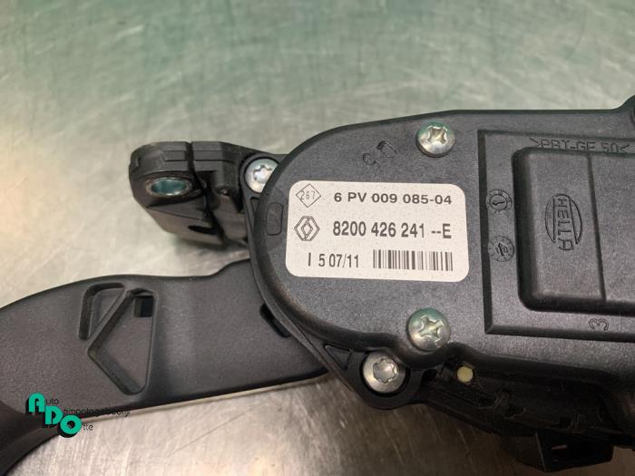 Gaspedalposition Sensor van een Renault Twingo II (CN) 1.5 dCi 90 FAP 2011