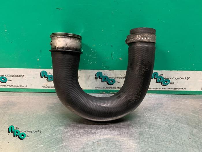 Gebrauchte Intercooler Schlauch Opel Combo (Corsa C) 1.3 CDTI 16V Preis € 10,00 Margenregelung angeboten von Autodemontagebedrijf Otte