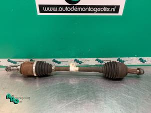 Used Front drive shaft, left Renault Clio III (BR/CR) 1.5 dCi FAP Price € 25,00 Margin scheme offered by Autodemontagebedrijf Otte