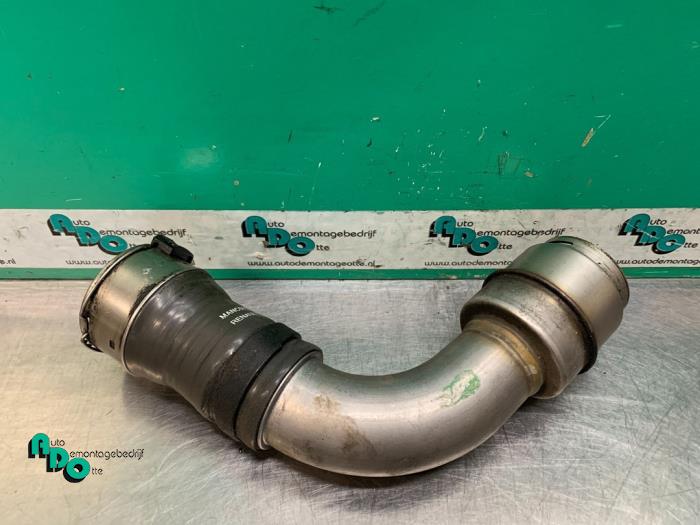 Gebrauchte Intercooler Rohr Renault Twingo II (CN) 1.5 dCi 90 FAP Preis € 25,00 Margenregelung angeboten von Autodemontagebedrijf Otte