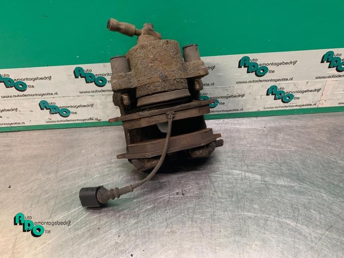 Bremszange links vorne Audi A3 1.8 20V - APG FS-III