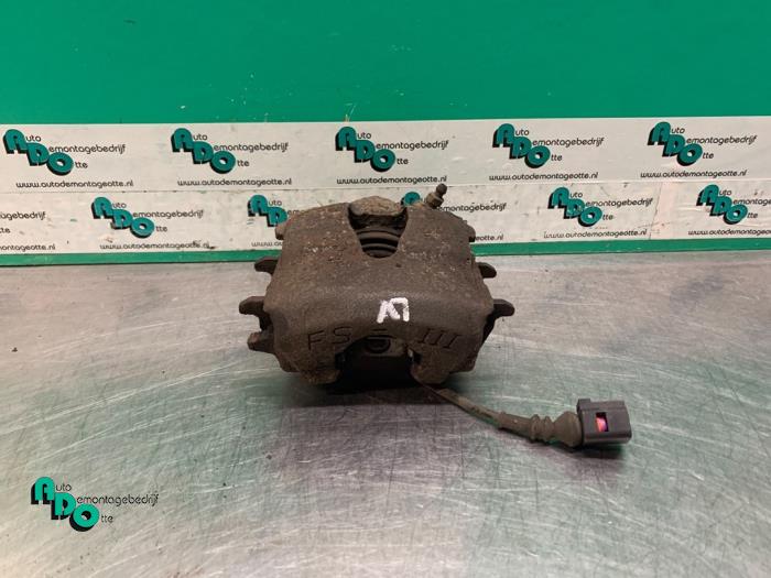 Bremszange links vorne Audi A3 1.8 20V - APG FS-III 