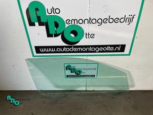 Używane Szyba drzwi prawych wersja 2-drzwiowa Volkswagen Polo V (6R) 1.2 TDI 12V BlueMotion Cena € 40,00 Procedura marży oferowane przez Autodemontagebedrijf Otte