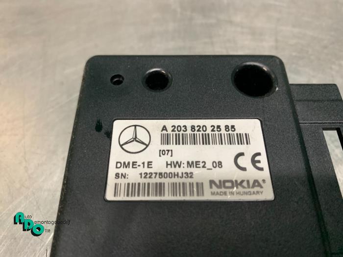 Modul telefoniczny z Mercedes-Benz C Combi (S203) 2.2 C-220 CDI 16V 2002