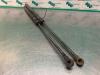 Set of tailgate gas struts from a Mercedes-Benz C Combi (S203) 2.2 C-220 CDI 16V 2002