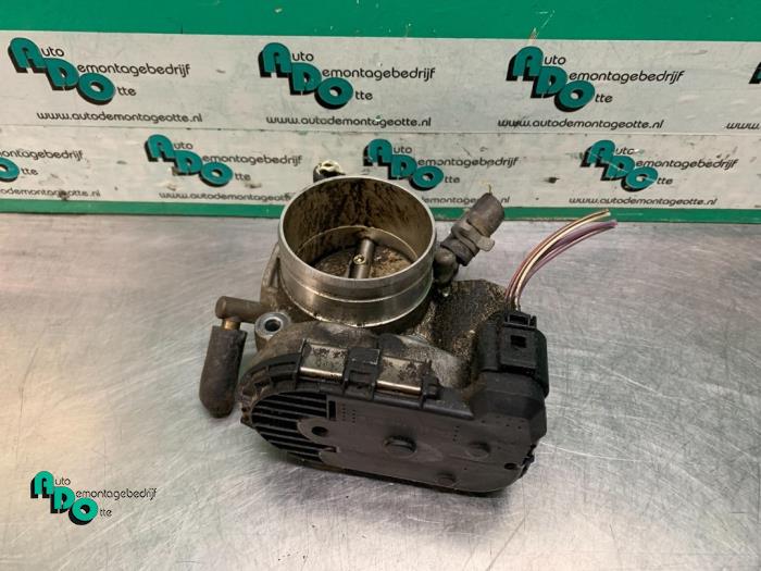 Gebrauchte Drosselklappengehäuse Volkswagen Golf IV (1J1) 2.0 Preis € 10,00 Margenregelung angeboten von Autodemontagebedrijf Otte