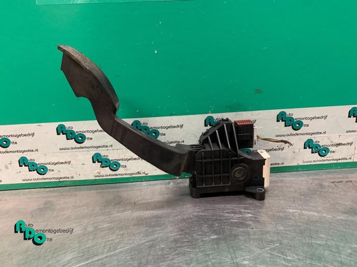 Gebrauchte Gaspedalposition Sensor Opel Corsa D 1.4 16V Twinport Preis € 25,00 Margenregelung angeboten von Autodemontagebedrijf Otte
