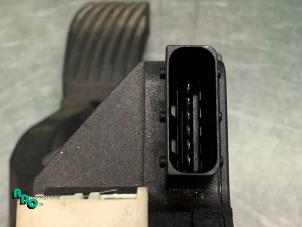 Gaspedalposition Sensor van een Opel Corsa D 1.4 16V Twinport 2010