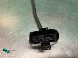 Lambda probe from a Audi A4 Avant (B5) 2.4 30V 1999