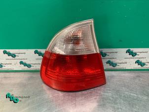 Used Taillight, left BMW 3 serie Touring (E46/3) 325i 24V Price € 20,00 Margin scheme offered by Autodemontagebedrijf Otte