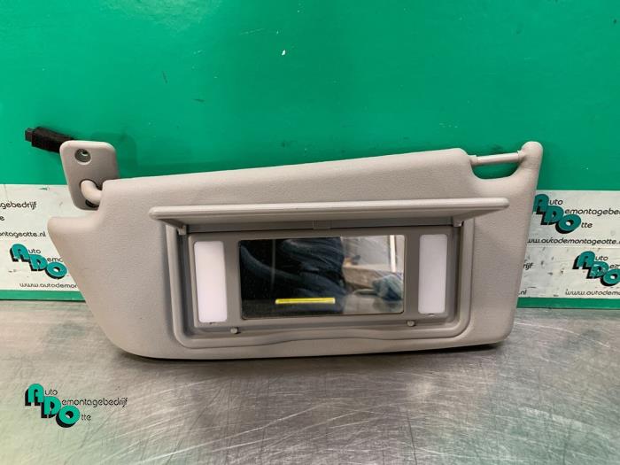 Sun visor from a Opel Astra H (L48) 1.4 16V Twinport 2006