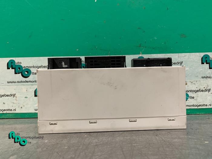 Used Body control computer BMW 3 serie (E46/4) 316i Price € 40,00 Margin scheme offered by Autodemontagebedrijf Otte