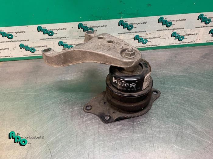 Usagé Support moteur Seat Ibiza IV (6J5) 1.2 TDI Ecomotive Prix € 20,00 Règlement à la marge proposé par Autodemontagebedrijf Otte