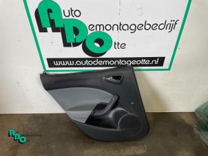 Używane Tapicerka drzwi lewych tylnych wersja 4-drzwiowa Seat Ibiza IV (6J5) 1.2 TDI Ecomotive Cena € 40,00 Procedura marży oferowane przez Autodemontagebedrijf Otte