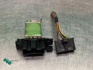 Used Heater resistor Fiat Fiorino (225) 1.3 JTD 16V Multijet Price € 14,00 Margin scheme offered by Autodemontagebedrijf Otte