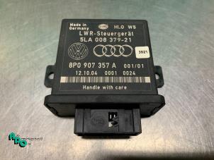 Usados Ordenador de iluminación Audi A6 (C6) 2.4 V6 24V Precio € 25,00 Norma de margen ofrecido por Autodemontagebedrijf Otte