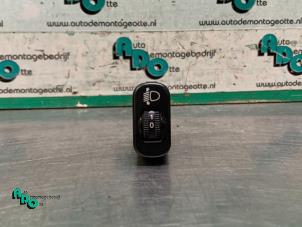 Used AIH headlight switch Mercedes Sprinter 3,5t (906.63) 313 CDI 16V Price € 12,10 Inclusive VAT offered by Autodemontagebedrijf Otte