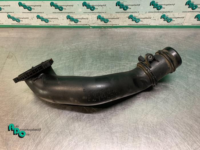 Usagé Tube intercooler Mercedes Sprinter 3,5t (906.63) 313 CDI 16V Prix € 30,25 Prix TTC proposé par Autodemontagebedrijf Otte