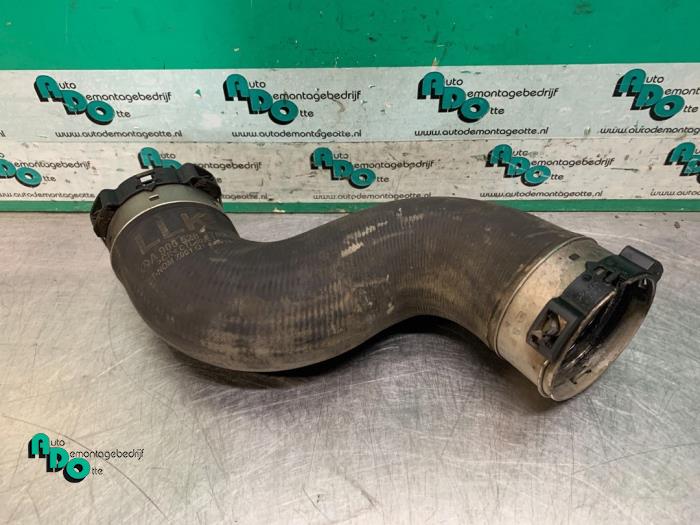 Gebrauchte Intercooler Schlauch Mercedes Sprinter 3,5t (906.63) 313 CDI 16V Preis € 30,25 Mit Mehrwertsteuer angeboten von Autodemontagebedrijf Otte