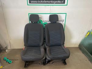 Used Set of upholstery (complete) Renault Clio III (BR/CR) 1.2 16V 65 Price € 200,00 Margin scheme offered by Autodemontagebedrijf Otte