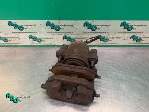 Used Front brake calliper, right Seat Altea (5P1) 1.6 Price € 30,00 Margin scheme offered by Autodemontagebedrijf Otte