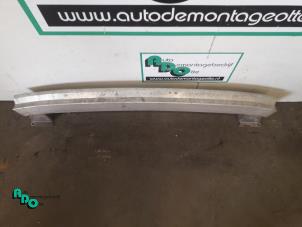 Używane Rama zderzaka tyl Audi A3 Sportback (8PA) 2.0 TDI DPF Cena € 25,00 Procedura marży oferowane przez Autodemontagebedrijf Otte