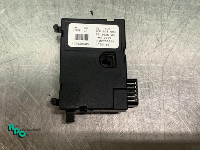 Begagnade Styrvinkelsensor Seat Altea (5P1) 1.6 Pris € 10,00 Marginaltabell erbjuds av Autodemontagebedrijf Otte