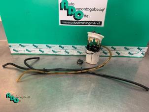 Used Electric fuel pump BMW 1 serie (E87/87N) 116i 1.6 16V Price € 30,00 Margin scheme offered by Autodemontagebedrijf Otte