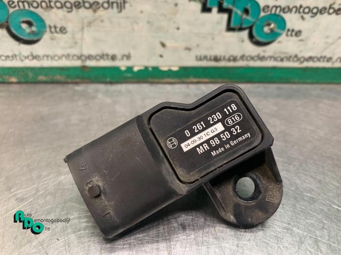 Begagnade MAP-sensor (insugsrör) Smart Forfour (454) 1.1 12V Pris € 15,00 Marginaltabell erbjuds av Autodemontagebedrijf Otte
