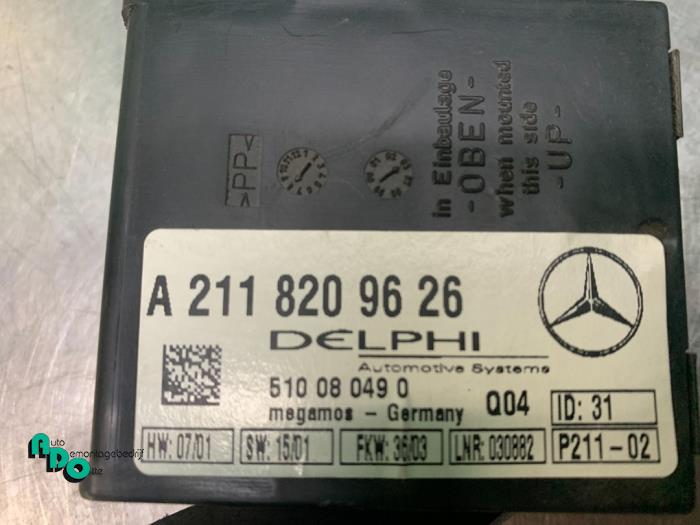 Alarm module from a Mercedes-Benz E Combi (S211) 3.2 E-320 CDI 24V 2003